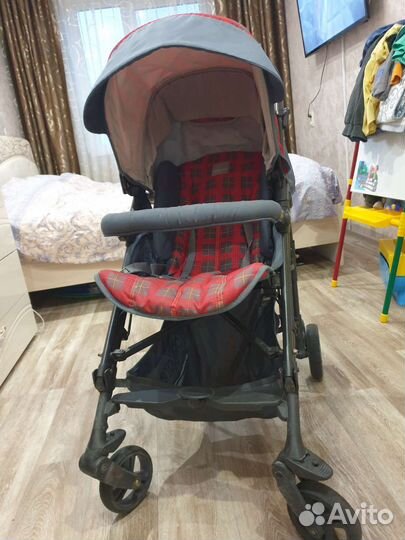 Прогулочная коляска трость