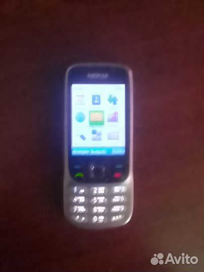 Продам телефон Nokia 6303i