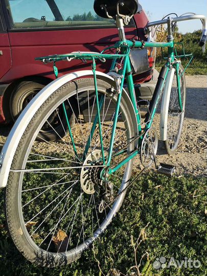 Шоссэйный велосипед турист