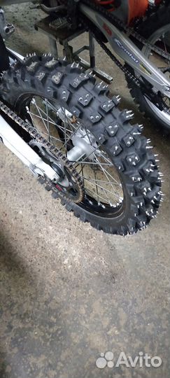 Шипованая резина Mitas