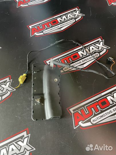 Подушка в сиденье левая Volkswagen Touareg 7L