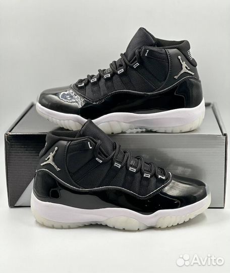Nike Air Jordan 11 Retro 
