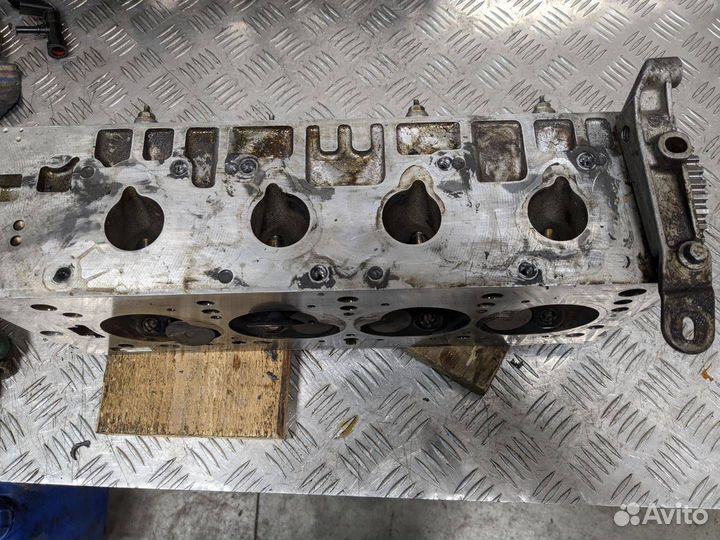 Головка блока цилиндров Renault Logan