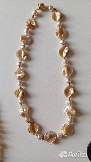 Украшение на шею