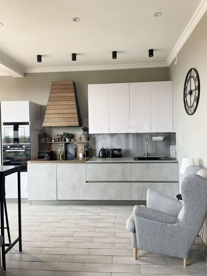 2-к. квартира, 65 м², 25/27 эт.