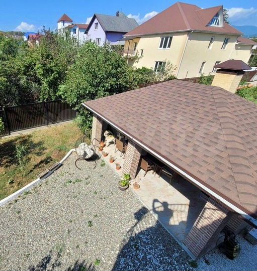 Дом 180 м² на участке 6 сот.