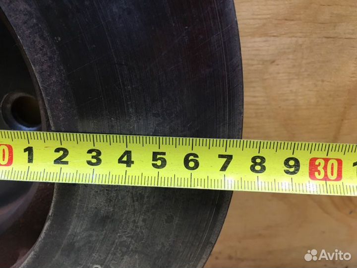 Диск тормозной передний Nissan Tino V10 QG18DE