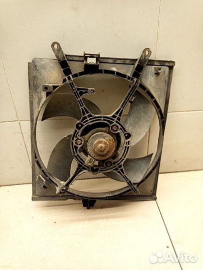 Вентилятор радиатора Mitsubishi Space Star