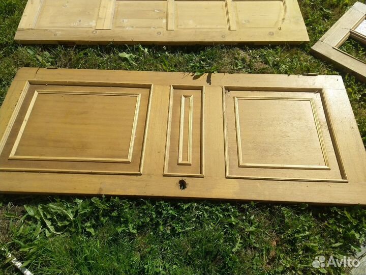 Двери деревянные