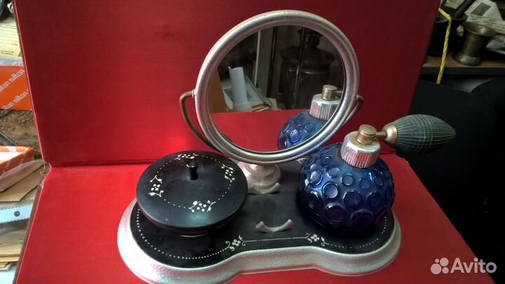 Старинный парфюмерный набор