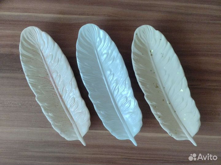 Подставка для украшений перо декор из гипса