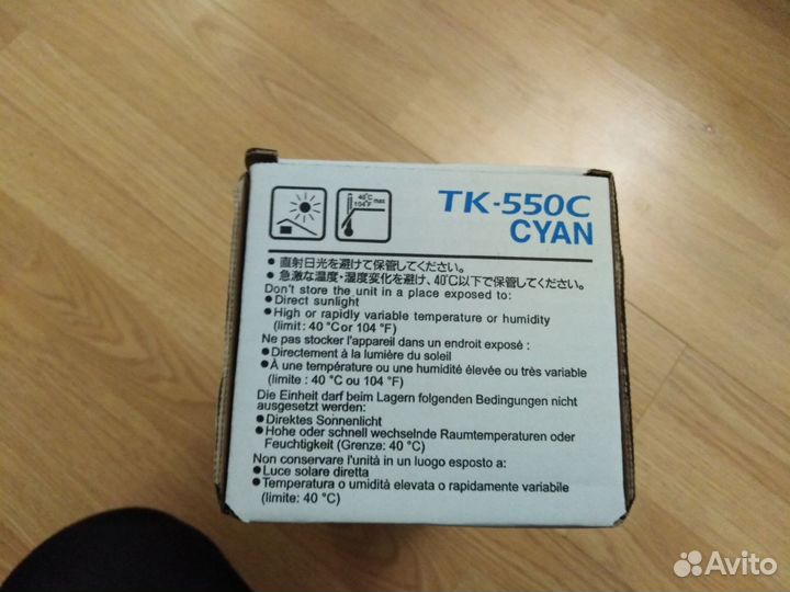 Картридж тонер Kyocera Tk-550c оригинал