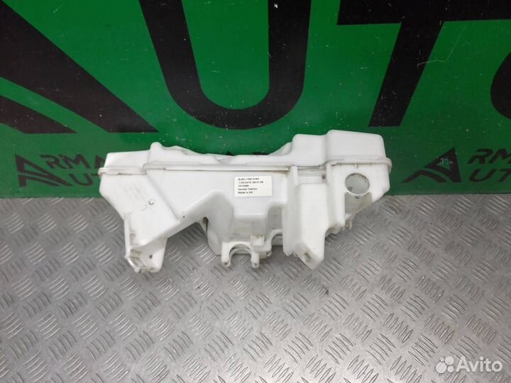 Бачок стеклоомывателя Land Rover Range Rover