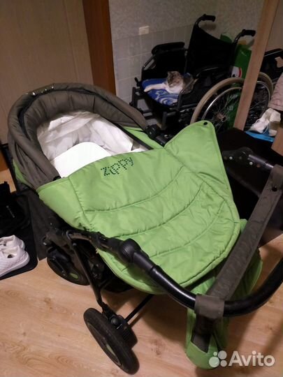 Коляска zippy 3 в 1
