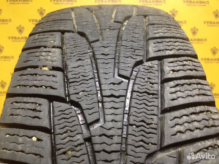 Kumho I'Zen KW31 215/60 R17 96R