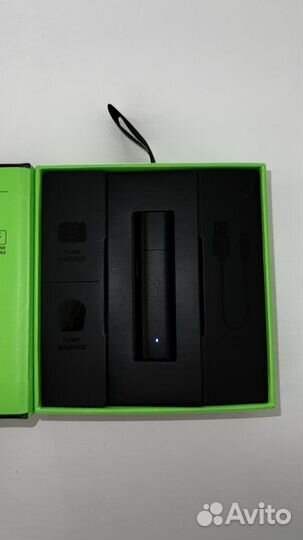 Петличный микрофон Razer беспроводной