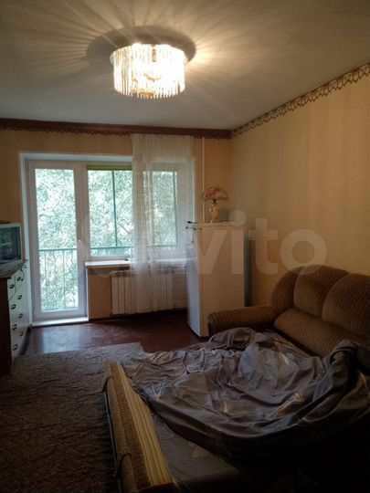 Комната 18 м² в 5-к., 4/4 эт.