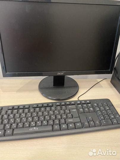 Монитор процессор и клавиатура