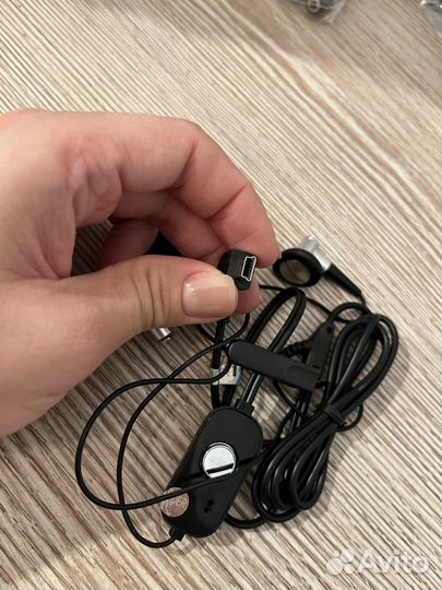 Гарнитура для Motorola разьем mini USB