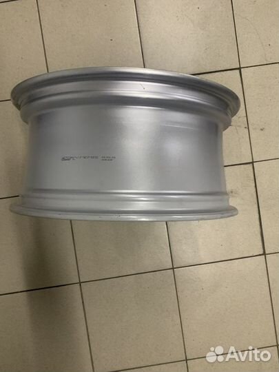 Диск литой R18 toyota lexus