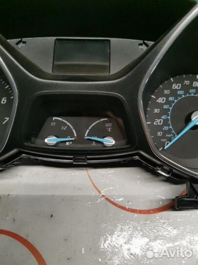 Панель приборов Ford Focus 3 хетчбэк 1.6 pnda 2012