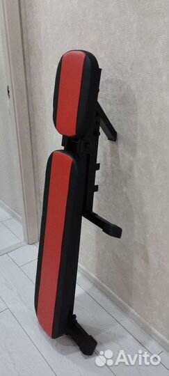 Спортивная скамья (скамья для жима)