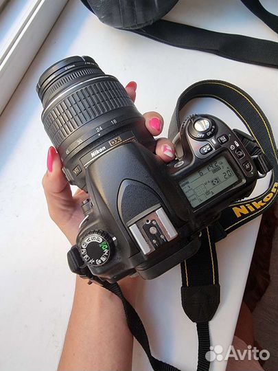 Зеркальный фотоаппарат Nikon