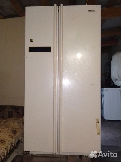 Холодильник samsung двухдверный