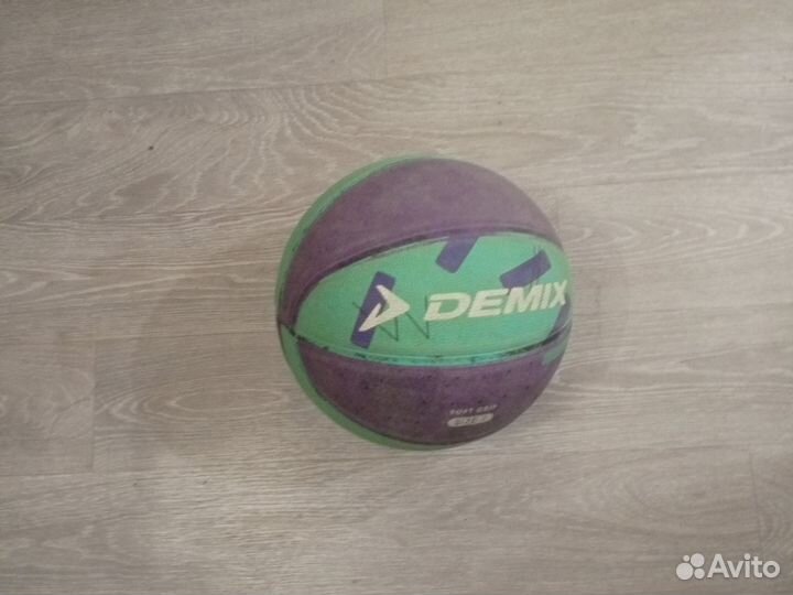 Баскетбольный мяч demix