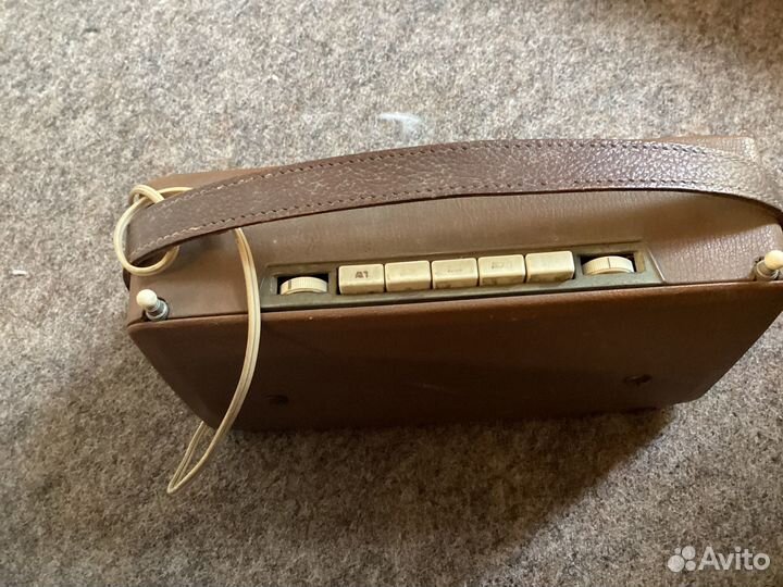 Радиоприемник Grundig Concert-Boy transistor 200