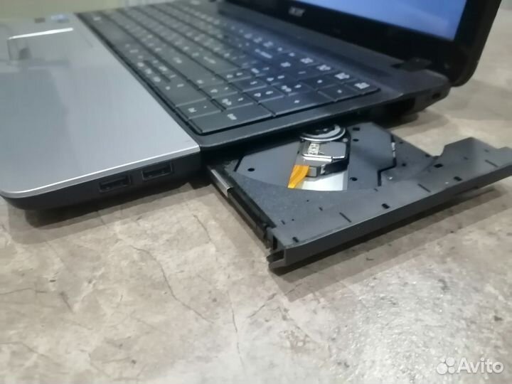 Ноутбук Acer intel i3/4Gb/500Gb