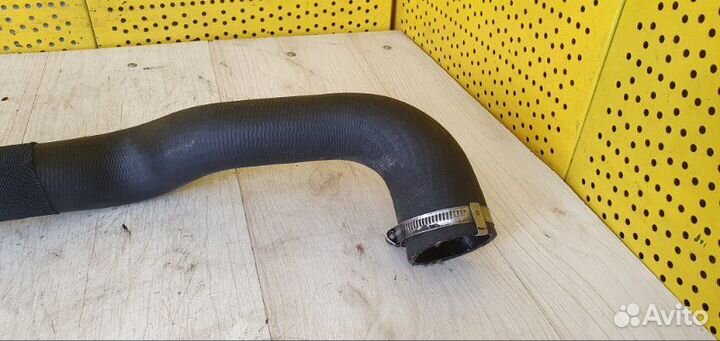 Патрубок интеркулера правый Land Rover Range Rover