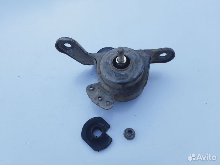 Опора двигателя Ford Mondeo 1