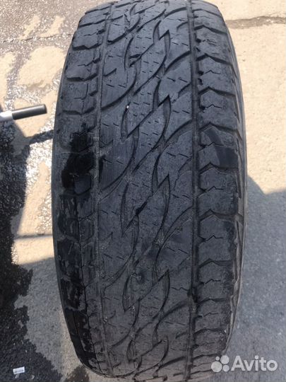 Bridgestone Blizzak LM-25 4x4 265/65 R17