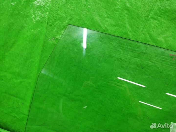 Стекло з/п двери 2008г. Touareg/Cayenne 02-10