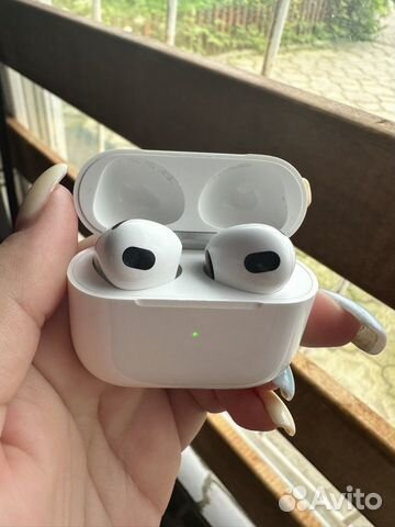 AirPods (3rd generation)