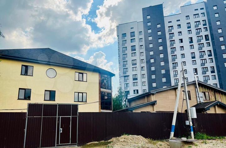 Гостиница, 1800 м²