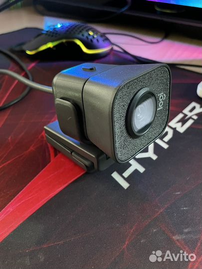 Веб-камера Logitech Full HD StreamCam
