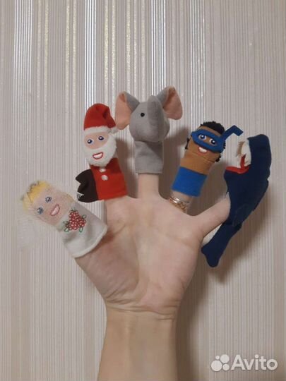 14 персонажей