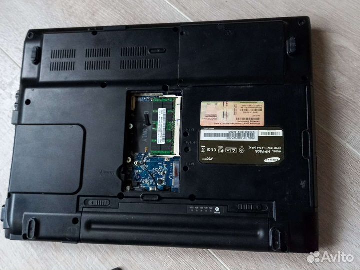 Ноутбук Самсунг 16 диаг на запчасти