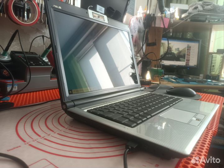 Asus F8V с Windows 10 Pro