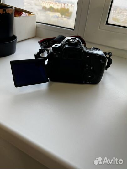 Зеркальный фотоаппарат canon 60d eos