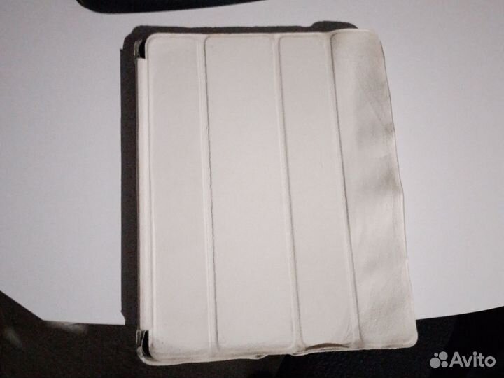 Планшет Apple iPad 4 32Gb Wi-Fi