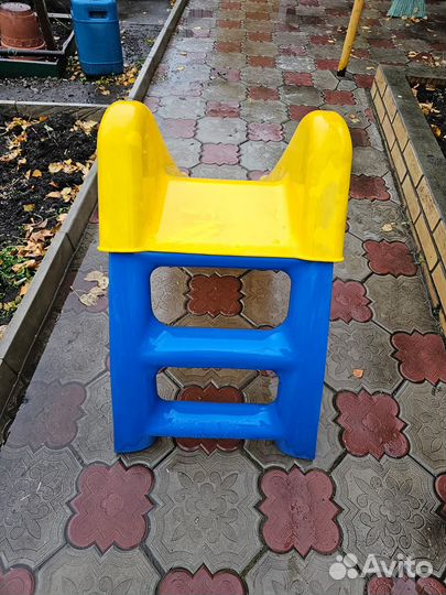 Горка детская пластмассовая