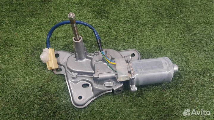 Мотор стеклоочистителя задний Daihatsu Sirion 2008