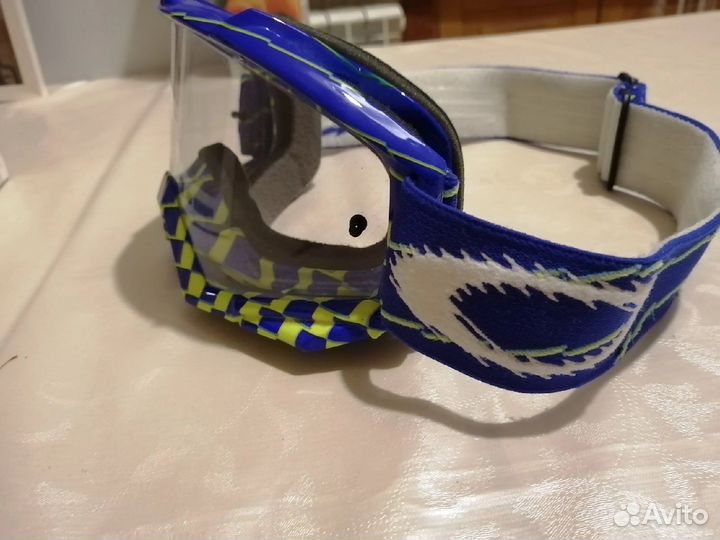 Горнолыжные очки