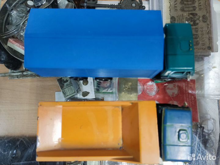 Автомобиль масштабный