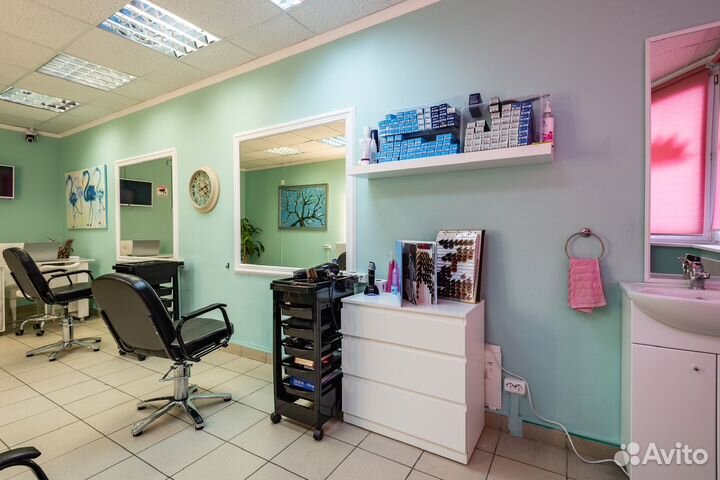 Аренда парикмахерского кресла/место бровиста