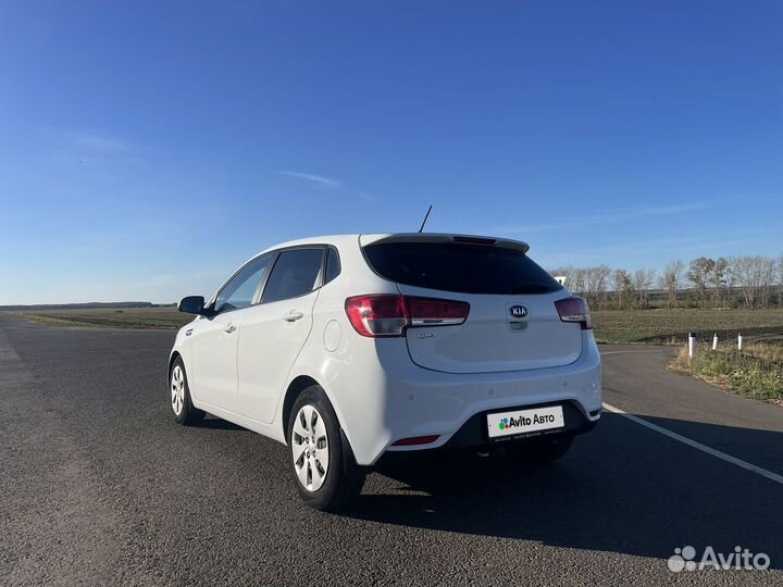 Kia Rio 1.6 AT, 2015, 93 800 км