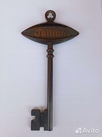 Сувенирный ключ